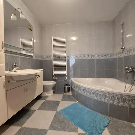 Apartma Teloh Apartamento