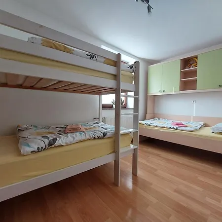 Apartma Teloh Apartamento *